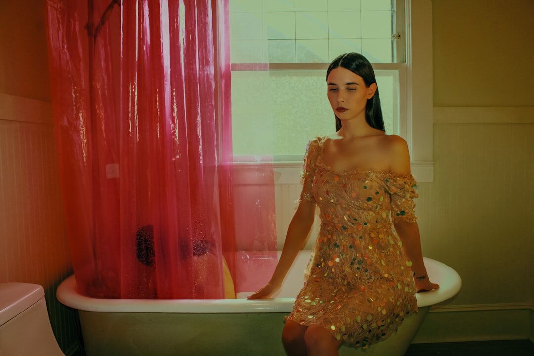 luxury celebrity bathroom
